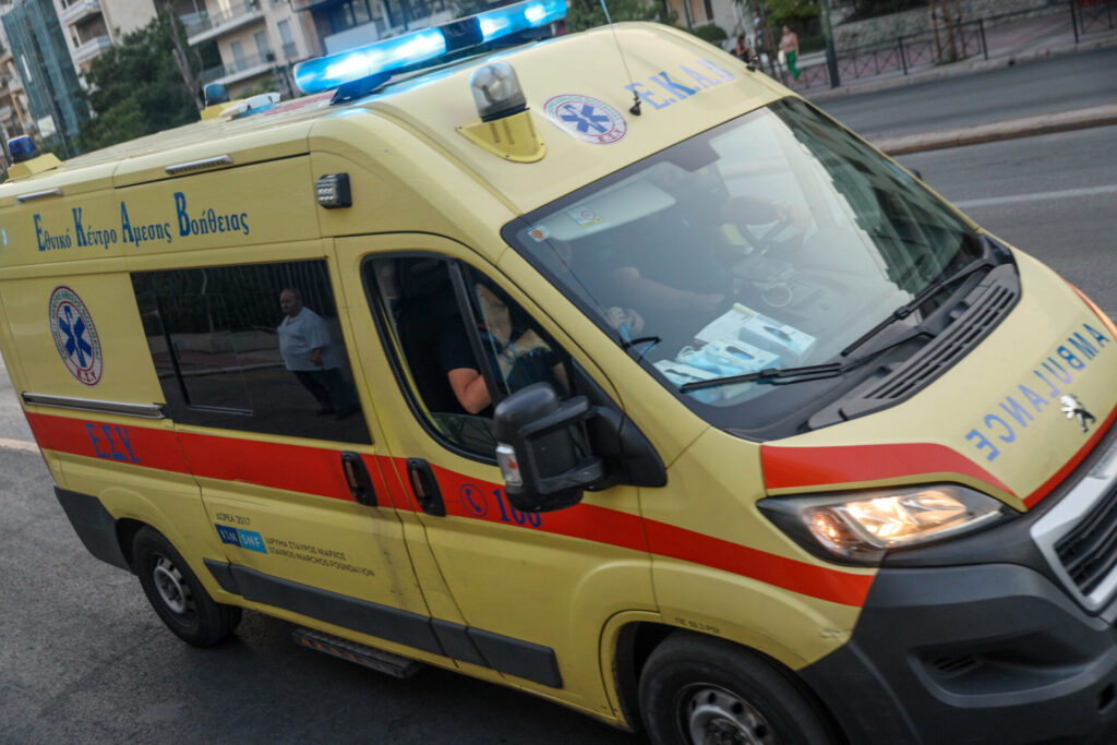 Τροχαίο δυστύχημα στο Κορωπί : Νεκρός 43χρονος που προσέκρουσε σε βράχο
